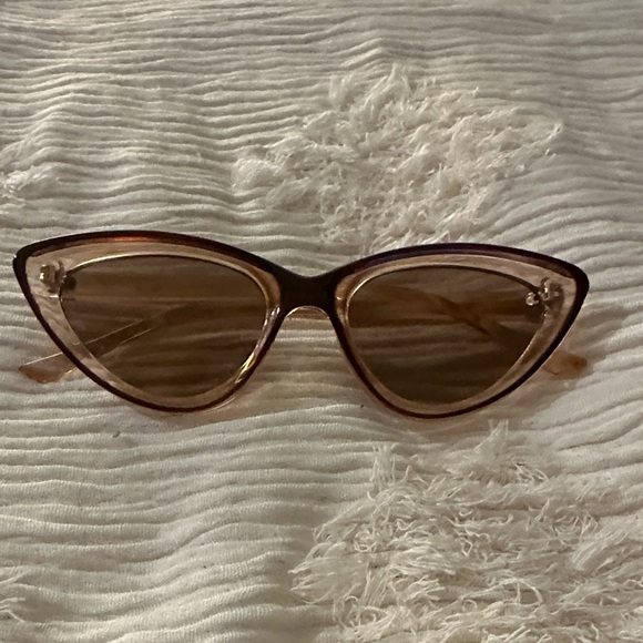Accessories - Stylish Brown Cat-Eye Sunglasses